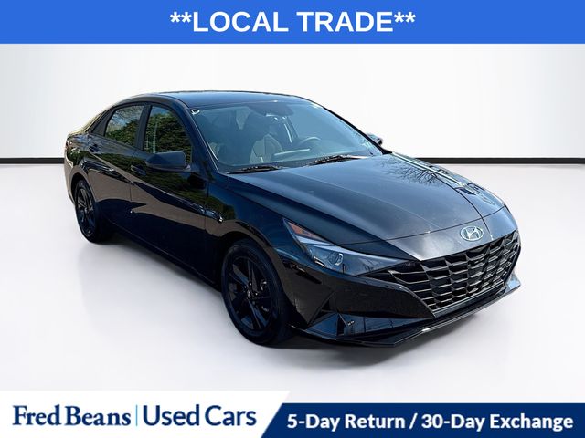 Onyx Black 2023 Hyundai Elantra SEL FWD Sedan Front-Wheel Drive Continuously Variable Transmission