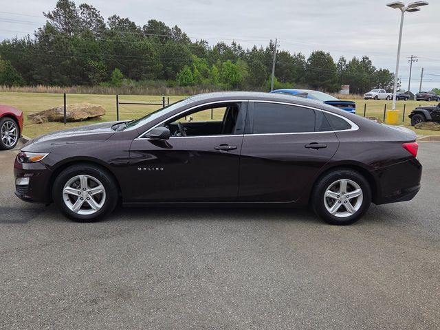 Used 2021 Red Chevrolet LS image 4