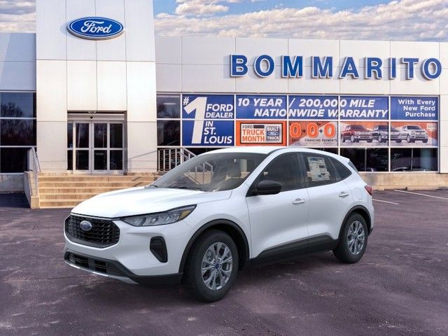 Silver Metallic 2026 Ford Escape SUV / Crossover Front-Wheel Drive 8-Speed Automatic