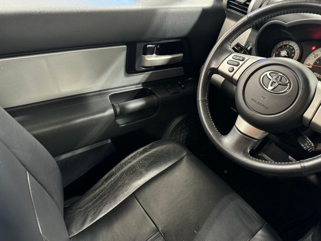 2008 Toyota FJ Cruiser Base 24