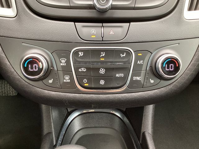 Used Car 2024 Chevrolet Malibu  Lt For Sale Under $20,000 In San Antonio, Texas