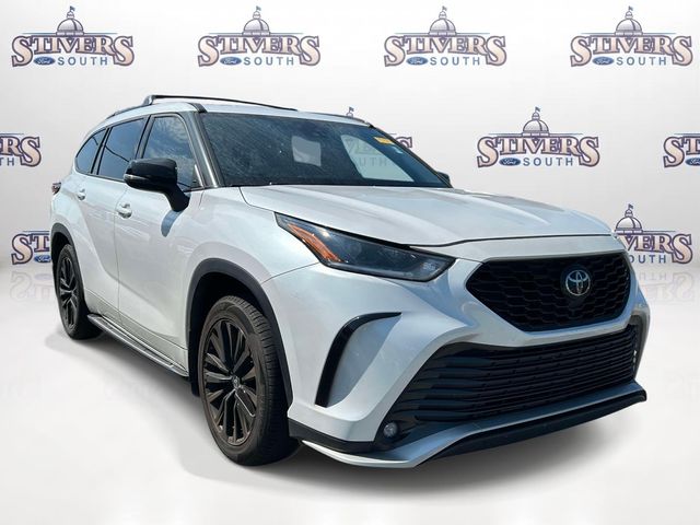 Pearl 2024 Toyota Highlander SUV / Crossover Front-Wheel Drive 8-Speed Automatic