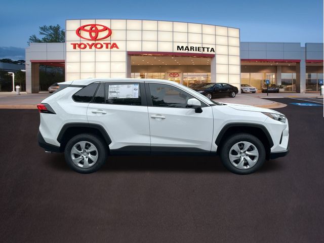 2024 Toyota RAV4 LE 27