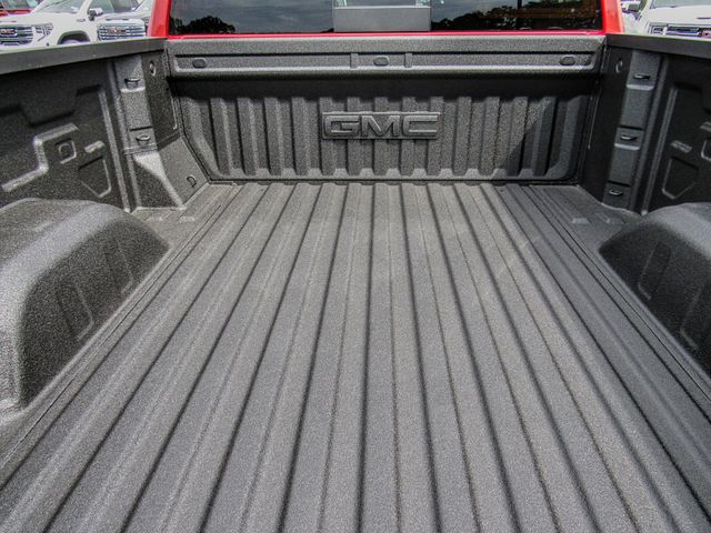 2026 GMC Sierra 1500 SLE:44225