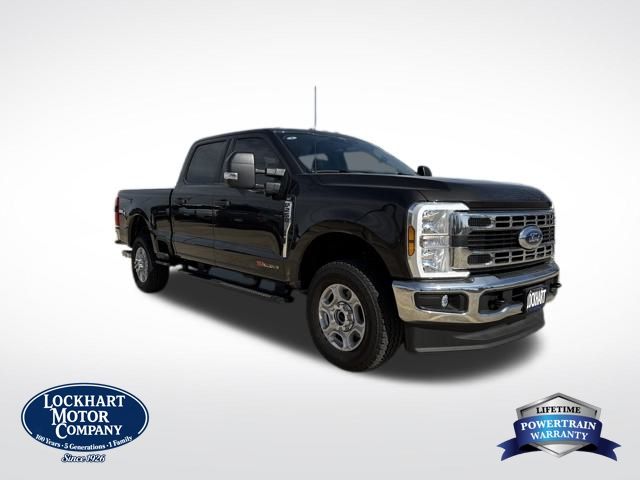 2025 Ford F-250 Super Duty XLT Crew Cab 4WD