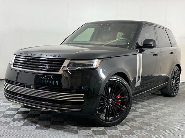 2025 Land Rover Range Rover P615 SV AWD