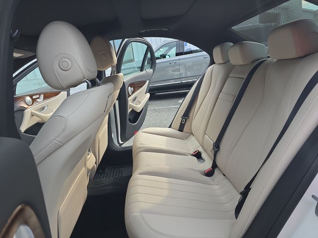 Used 2019  Mercedes-Benz E 300 image 15