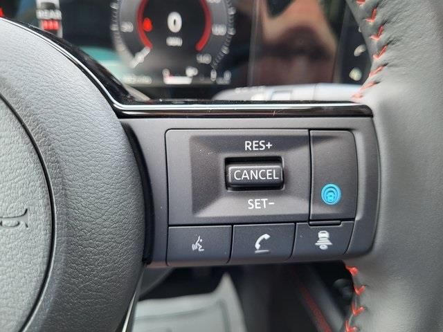 New 2025 White Nissan SR image 18