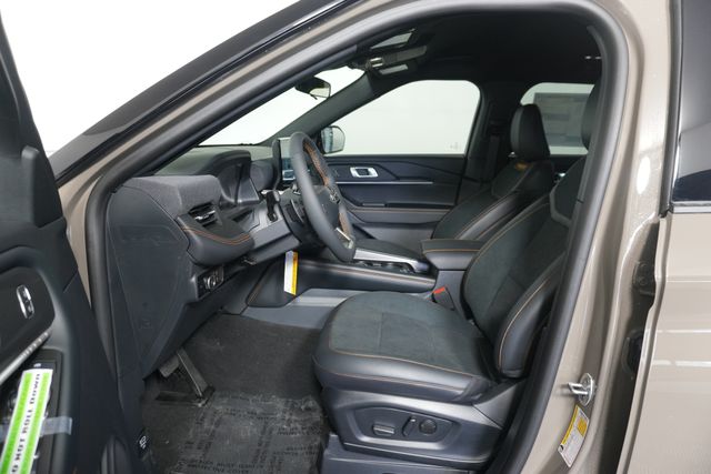 New 2026 Gray Ford Tremor image 19