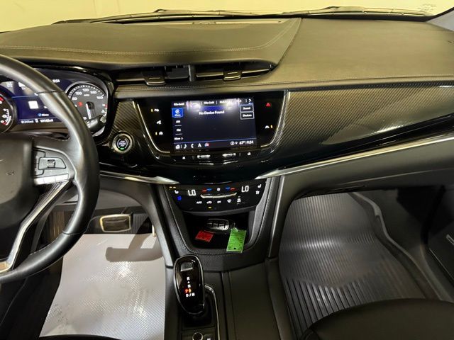 2024 Cadillac XT6 Sport photo