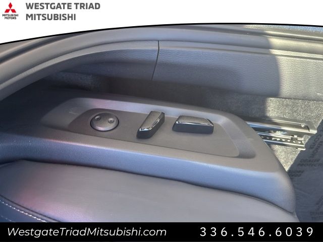 MitsubishiOutlander12