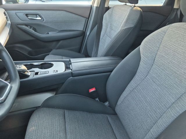 Used 2023 Gray Nissan SV image 11