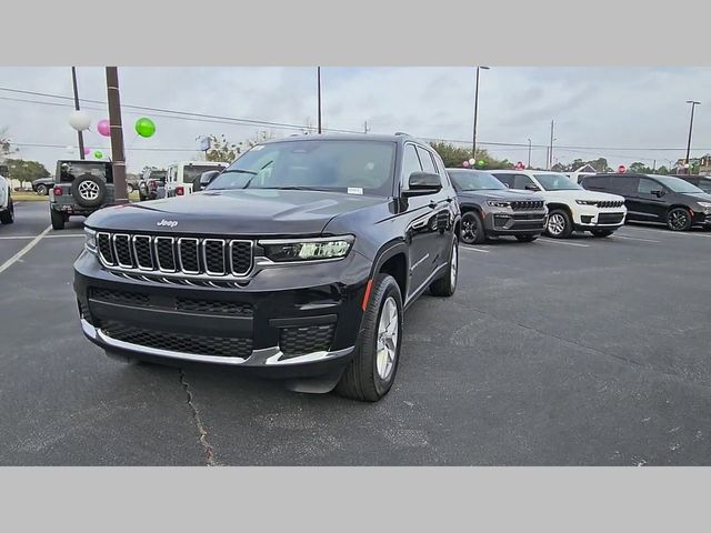 2026 Jeep Grand Cherokee L Laredo 4x4