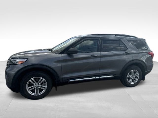 2022 Ford Explorer XLT 2