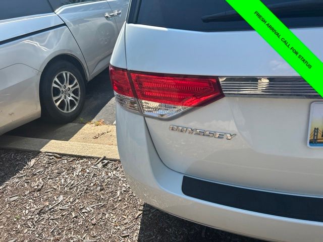Used 2016 White Diamond Pearl Honda EX image 10