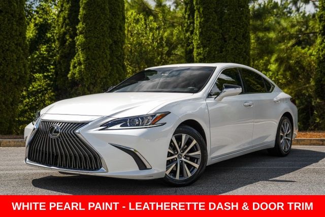 White Pearl 2020 Lexus ES Sedan Front-Wheel Drive 8-Speed Automatic