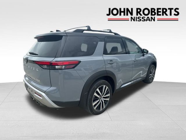 2022 Nissan Pathfinder Platinum 7