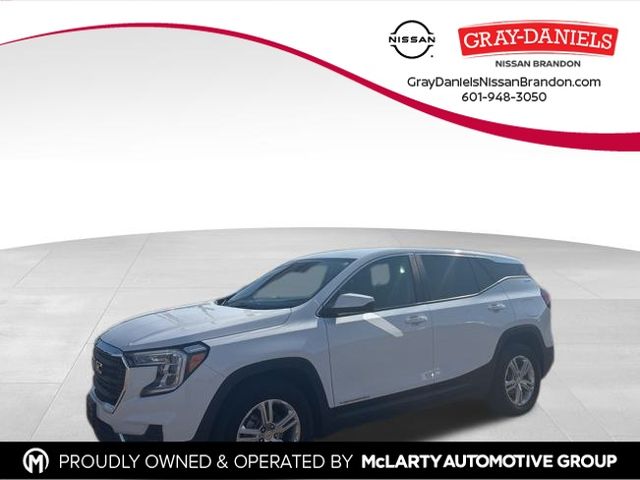 2024 GMC Terrain SLE's photo