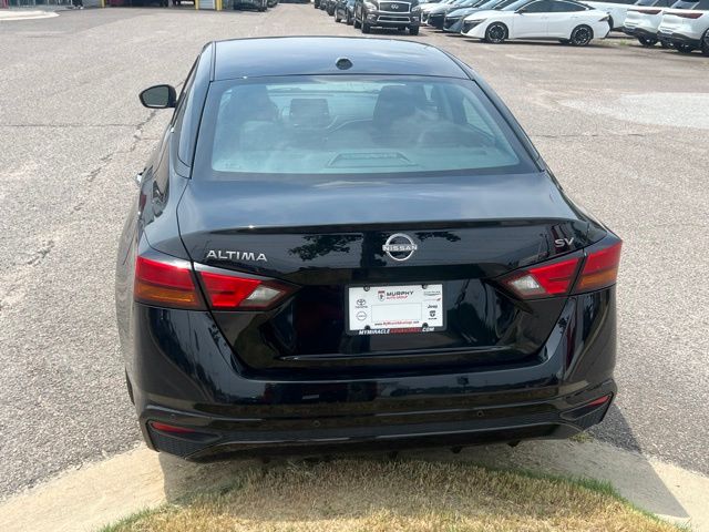 Used 2024 Nissan Altima Sedan