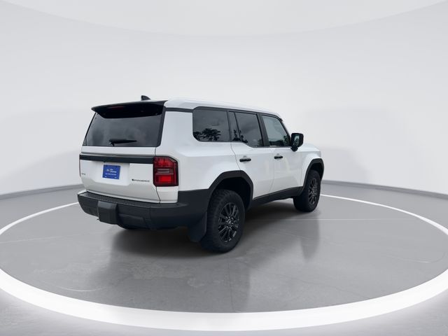 Used 2024 White Toyota 1958 image 7