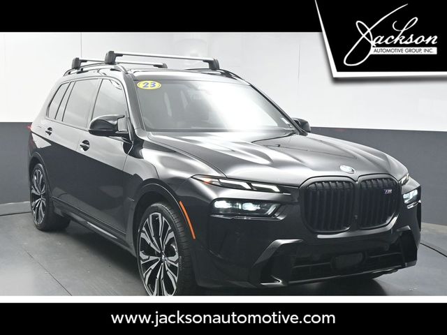 2023 BMW X7 M60i AWD