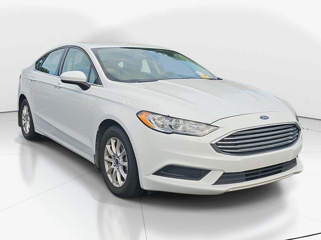 Oxford White 2018 Ford Fusion Sedan Front-Wheel Drive 6-Speed Automatic