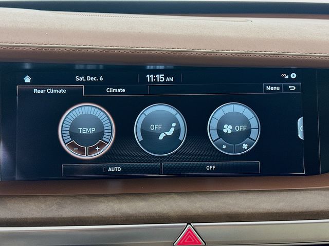 Thumbnail: 2021 Genesis G90 - 16