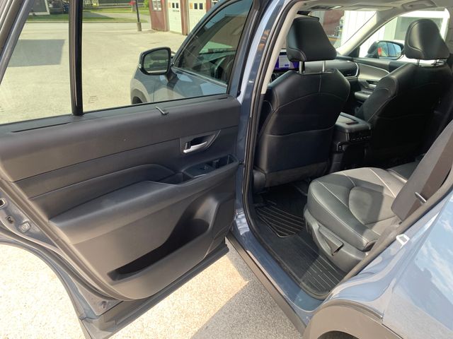 Used 2024 Toyota Grand Highlander SUV