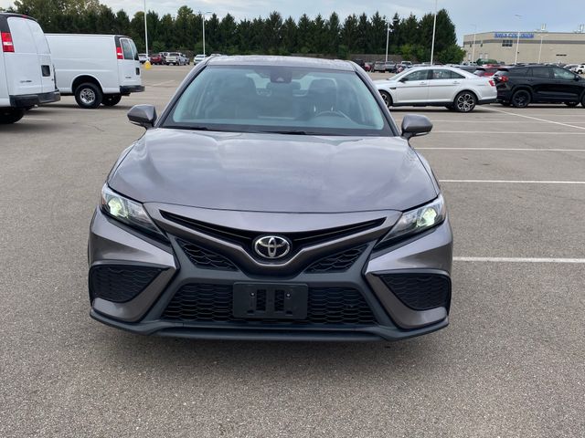 2021 Toyota Camry SE Nightshade 2