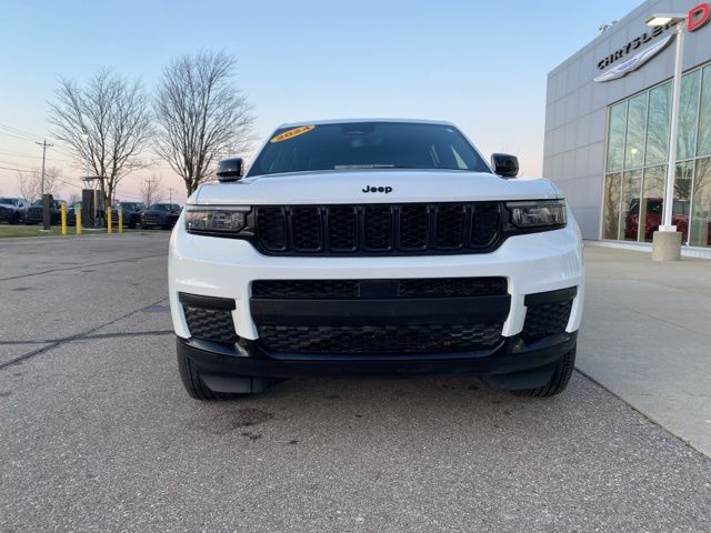 2024 Jeep Grand Cherokee L Altitude - Bright White Clearcoat exterior view 2