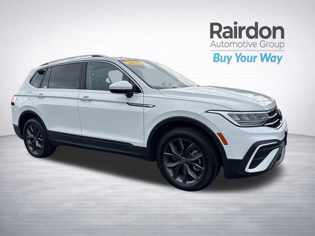 Pure White 2022 Volkswagen Tiguan SUV / Crossover All-Wheel Drive 8-Speed Automatic
