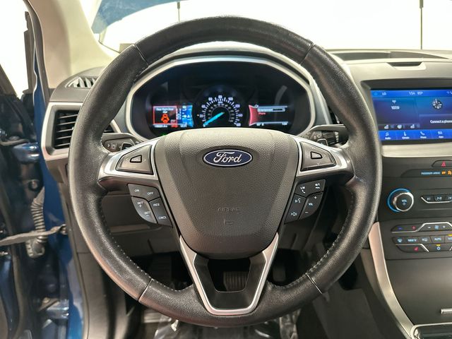2020 Ford Edge SEL Green at Luther Ford