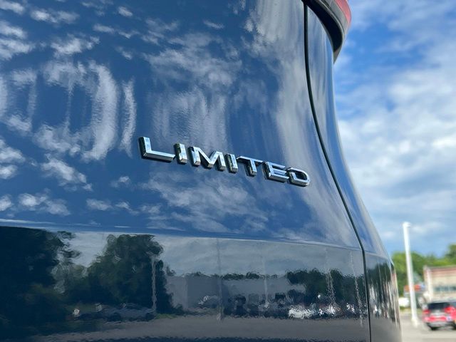 used 2025 Toyota Grand Highlander Hybrid car, priced at $55,999