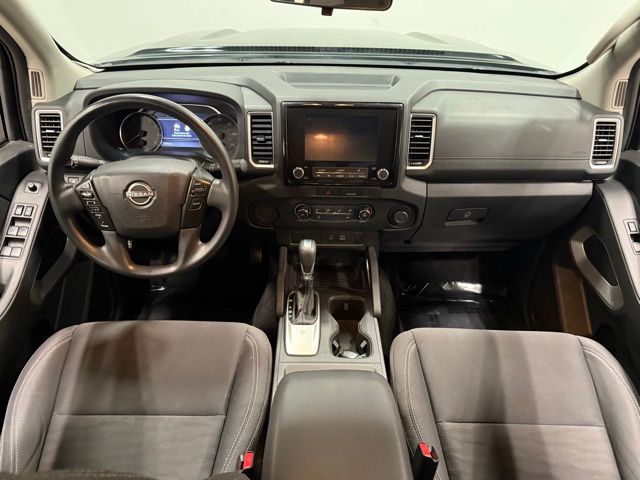 2022 Nissan Frontier SV photo