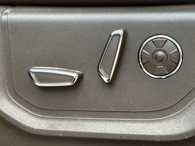 Used 2021  Ford King Ranch image 16