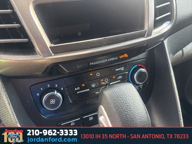 Used Car 2022 Ford Transit Connect  Xlt For Sale Under $20,000 In San Antonio, Texas
