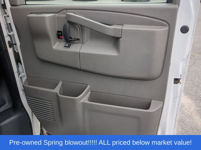 Used 2016 White Chevrolet Work Van image 36