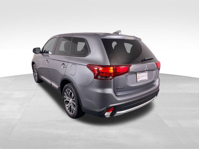 2017 Mitsubishi Outlander SE 27