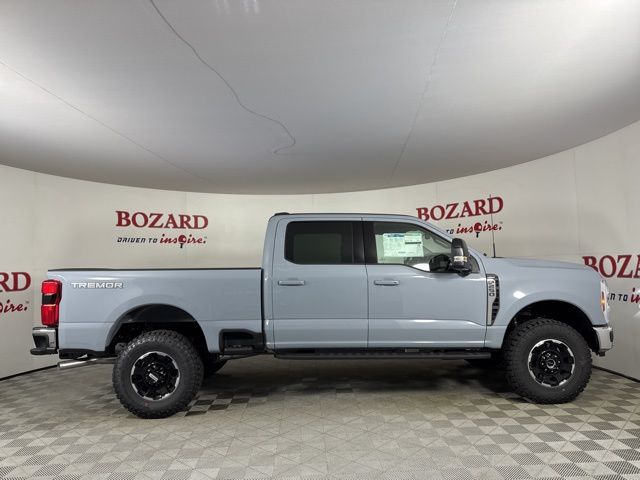 2025 Glacier Gray Metallic Tri-Coat Ford Super Duty F-250 SRW Lariat 4X4 Truck