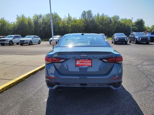 Used 2025 Gray Nissan SR image 6