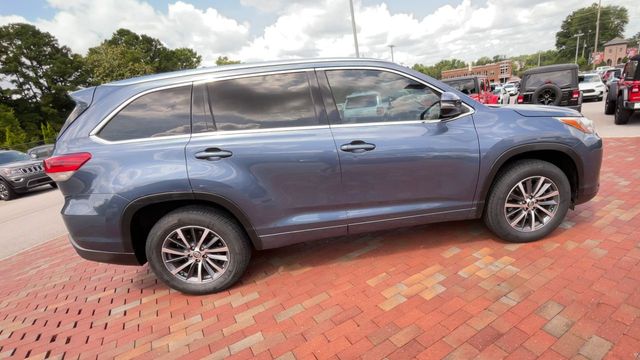 Used 2017 Toyota Highlander SUV