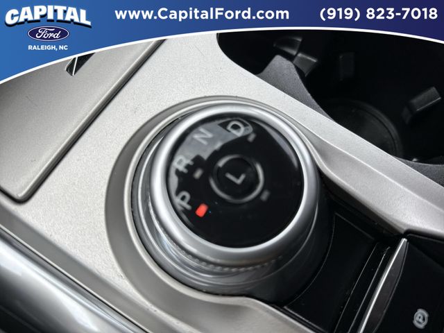Used 2023 Silver Ford XLT image 31