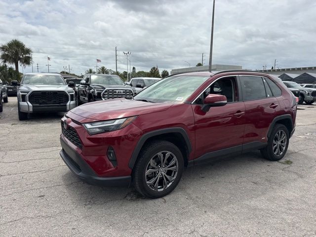 2024 Toyota RAV4 XLE Premium - Photo 7