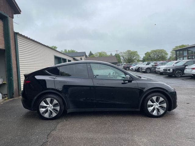 Used 2022 Tesla Model Y Long Range with VIN 7SAYGAEE9NF376653 for sale in Saint Albans City, VT