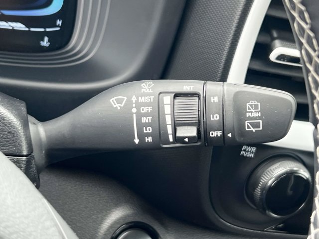 Used 2024 Hyundai Venue SUV