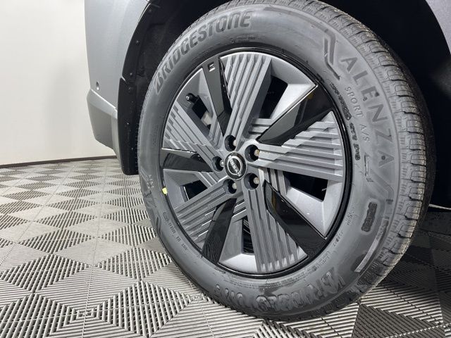 2025 Gun Metallic Nissan Murano SL AWD SUV