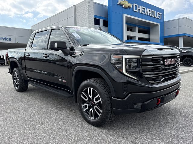 2022 GMC Sierra 1500 AT4 Crew Cab 4WD