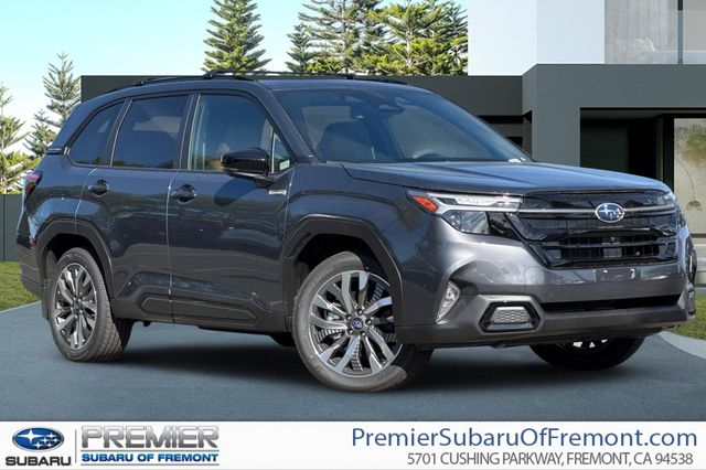 2025 Subaru Forester Touring Hybrid's photo