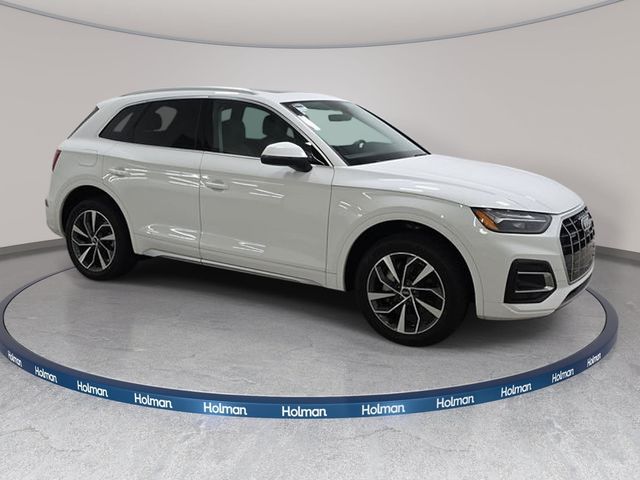 Certified Used 2021  Audi 45 Premium Plus image 3