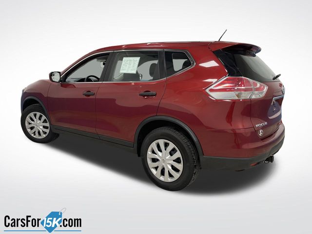 Used 2016 Nissan Rogue S with VIN KNMAT2MV1GP670137 for sale in Plymouth, WI